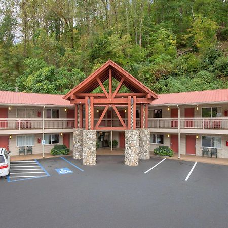 Econo Lodge Cherokee Near River Park Exterior photo